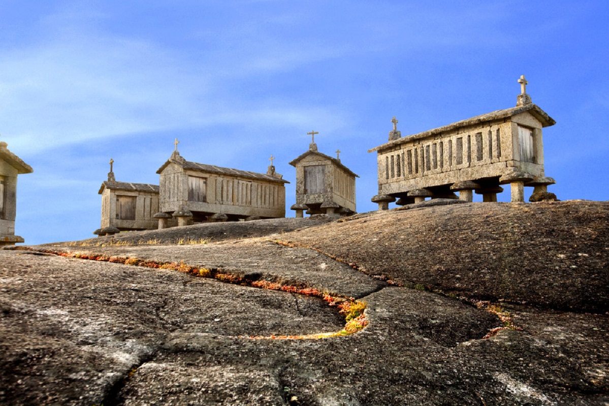 10 Beautiful Small Villages In Portugal GENUINE